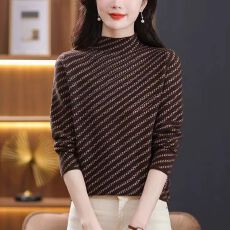 批发2025时尚烫钻打底衫女秋冬新款<b class='q'>妈妈装</b>半高领小衫洋气内搭t恤上衣