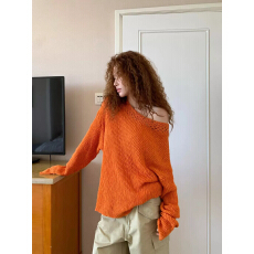 批发|“橘子汽水”早春慵懒气质镂空钩花露肩宽松针织衫