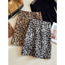 批发复古时髦显瘦毛绒质感豹纹<b class='q'>半身</b>裙女25秋冬新款松紧腰a字包臀<b class='q'>中裙</b>