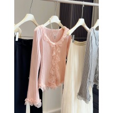 批发粉色温柔风蕾丝拼接修身针织衫女<b class='q'>短</b>款秋冬季新款修身百搭减龄毛衣