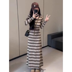 批发法式复古<b class='q'>条纹</b>针织<b class='q'>连衣裙</b>女2025秋冬新款修身显瘦内搭打底包臀长裙
