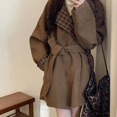 批发棕色高级感气质复古毛呢立领风衣外套女装<b class='q'>秋</b>季宽松中长款呢子大衣