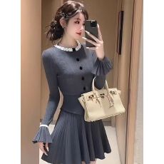 批发<b class='q'>小香</b>风灰色<b class='q'>套装</b>女2025年新款秋季女神范穿搭针织上衣半身裙两件套
