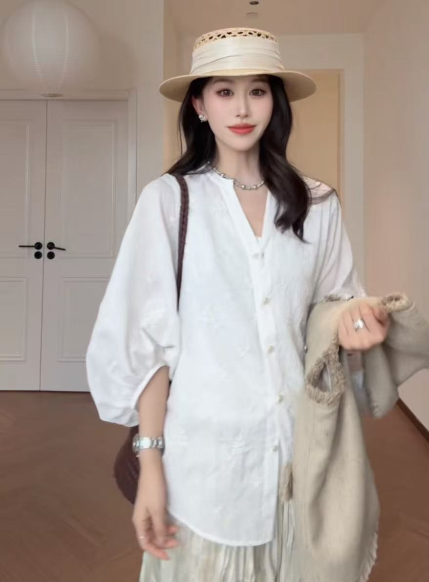 흔들어서 톤 폭발 봄 새로운 루즈핏 슬림해 보이는 셔츠 플러스 베스트 플러스 반 스커트 세트