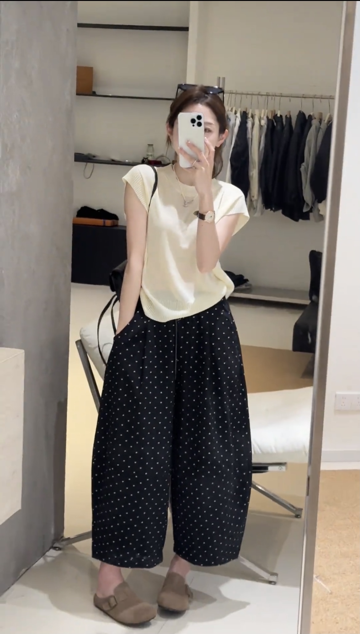 니트 봄 여름 새로운 한 부서 캐주얼 슬림해 보이는 다용도 미니멀리즘 작은 날다 소매 니트 하트 프린트 바지 세트