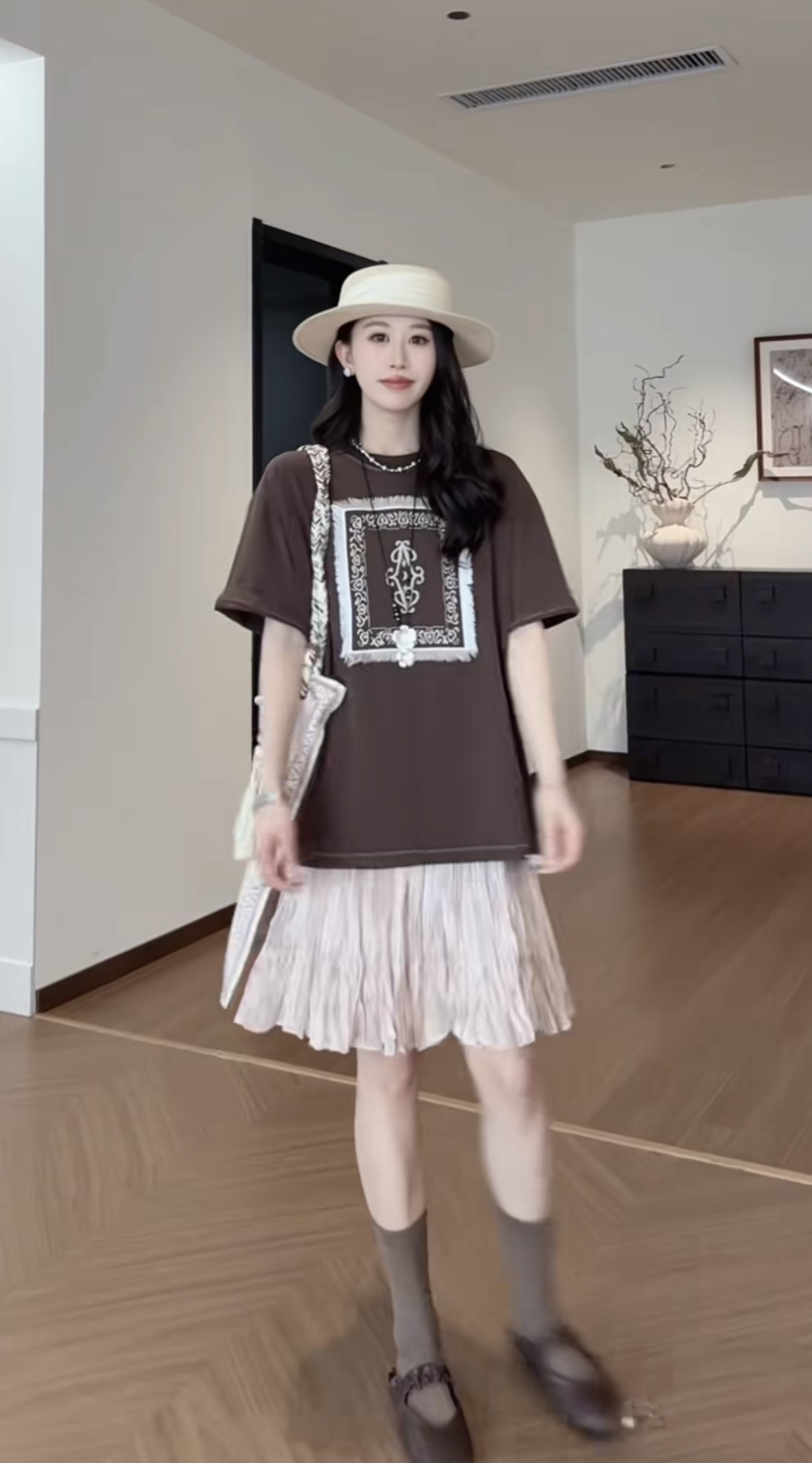 한국 스타일 레트로 프린트 t 셔츠 플러스 플리츠 똑똑한 반 스커트 세트