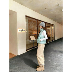 批发实拍实价  立领鸭绒羽绒<b class='q'>马甲</b>冬季保暖背心<b class='q'>外套</b>+ 百搭糯糯休闲裤