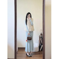 批发实拍实价 冬季 V领鱼尾针织高弹力气质连衣裙