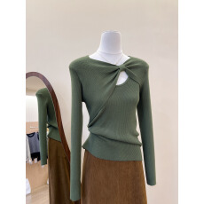 实拍~掐腰上衣女秋时髦洋气高级感豆绿色长袖针织衫