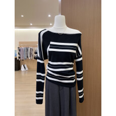 批发实拍~秋冬露肩显瘦条纹针织斜肩<b class='q'>T</b><b class='q'>恤</b>