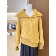 批发实拍~韩系黄色套头大翻领毛衣女秋冬外穿宽松软糯针织上衣