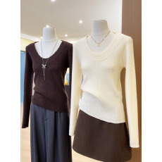 批发实拍~女秋冬百搭加厚显瘦U领<b class='q'>针织</b>衫