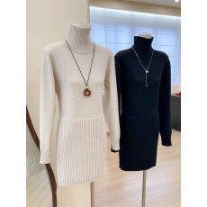 批发实拍~漂亮针织连衣裙女秋冬配大衣的内搭收腰包臀短<b class='q'>裙子</b>