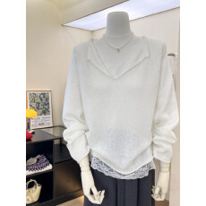 批发实拍~蕾丝拼接V领白色长袖针织打底衫女秋冬漂亮小上衣