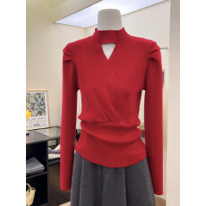 批发实拍~红色交叉镂空长袖针织衫女秋冬设计感收腰显瘦内搭打底上衣