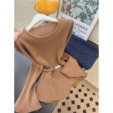 批发实拍~法式复古U领长袖针织打底衫女秋冬内搭收腰显瘦小上衣