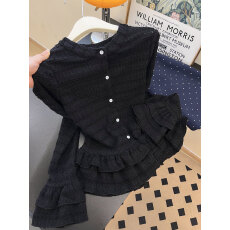 批发实拍~黑色圆领木耳边设计感长袖上衣<b class='q'>冬</b>季女装百搭别致洋气小衫