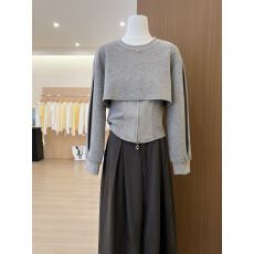 批发<b class='q'>实拍</b>~休闲<b class='q'>运动</b>风灰色收腰拉链长袖上衣女2026春百搭修身显瘦时尚