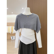 批发实拍~韩系撞色假两件斗篷打底衫上衣女春季修身内搭长袖正肩t恤