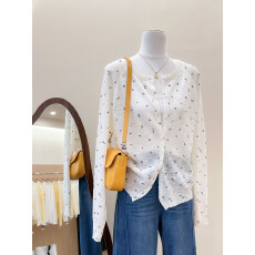 批发实拍~小碎花圆领长袖<b class='q'>针织</b><b class='q'>开衫</b>女 2026 春夏新款宽松显瘦薄款上衣