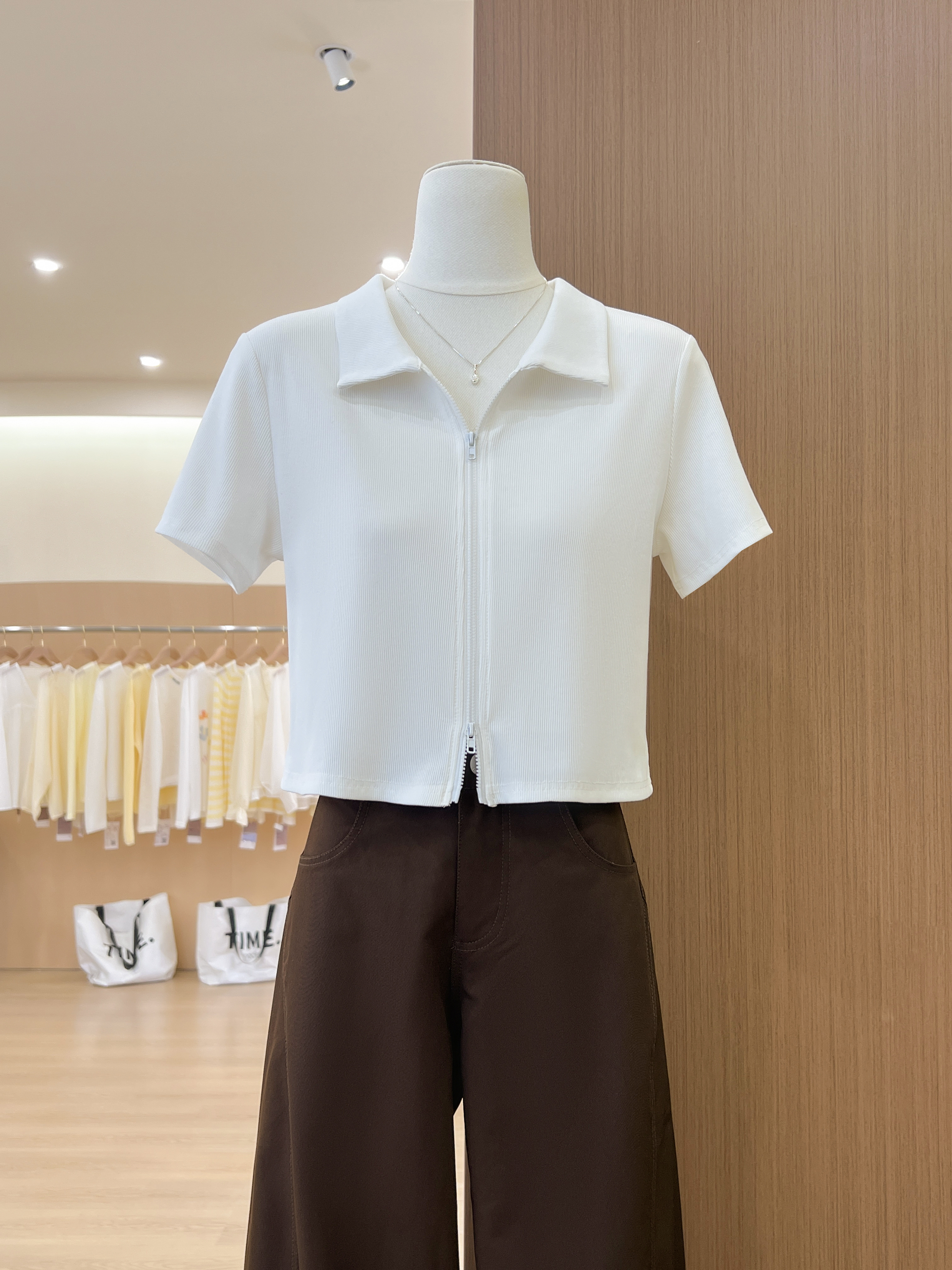 실사 더블 지퍼 POLO 칼라 핑크색 반팔 티셔츠 여성 여름 디자인 센스 작은 대중 이슬 뼈의 핫걸 오픈 가디건 맨위