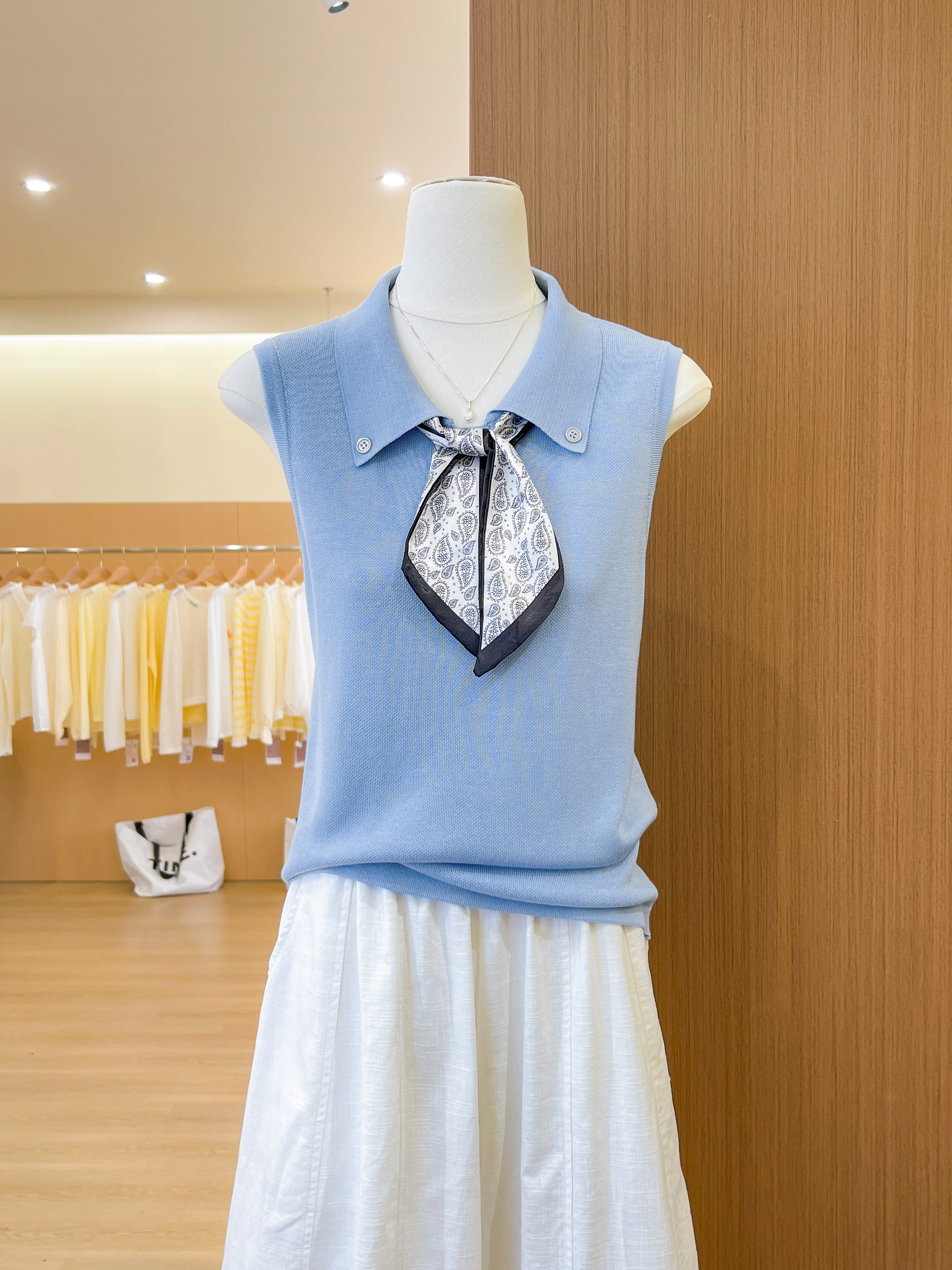 실사 POLO 칼라 경기 스카프 니트 조끼 여성 여름 고급 센스 고유 한 아름다운 민소매 티셔츠 폴로 칼라 맨위