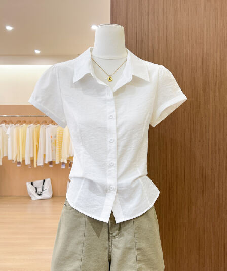 실사 화이트 POLO 칼라 반팔 여성 셔츠 여름 한 부서 디자인 센스 슈퍼 잘 생긴 몸매 가꾸기 Chic 맨위