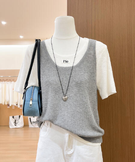 실사 한 부서 chic Chic 디자인 센스 니트 반팔 티셔츠 여성 여름 고유 한 페이크 레이어드 맨위