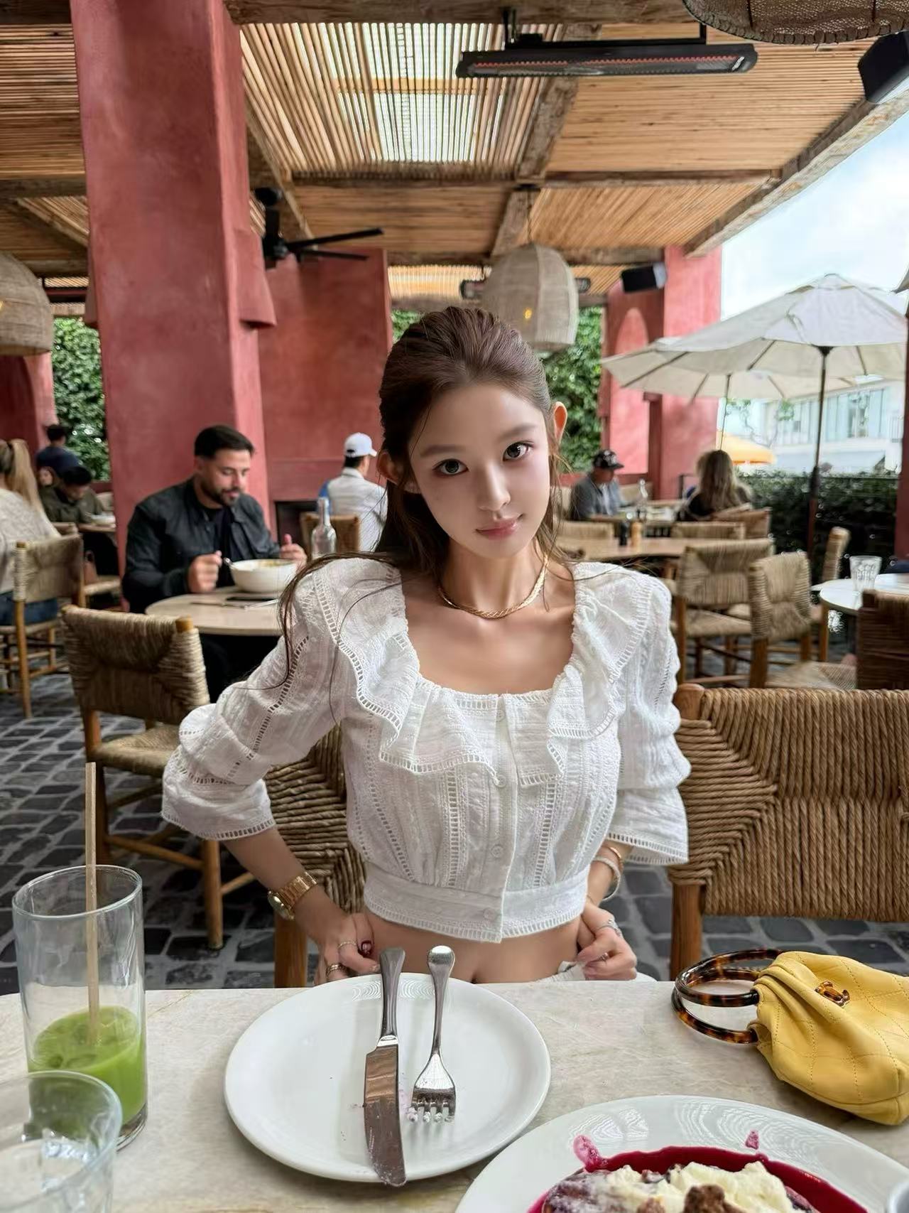 화이트 프릴 광장 칼라 쉬폰 여성 셔츠 봄 프랑스식 허리 수축 슬림해 보이는 품격 순수한 욕망 쇼트 스타일 7부 소매 맨위