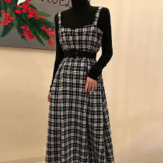 批发有货～复古格纹吊带<b class='q'>连衣裙</b>