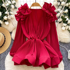 批发春秋季套头褶皱小众修身别致上衣潮设计感不规则荷叶边<b class='q'>衬衫</b>女简约