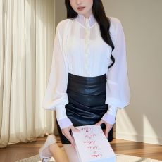 批发法式珠光绑带蝴蝶结白色长袖衬衫春季新款高级感仙女流光衬衣