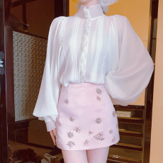 批发法式珠光绑带蝴蝶结白色长袖衬衫春季新款高级感仙女流光衬衣