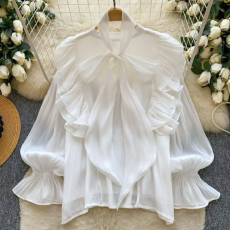批发欧洲站秋季新款法式名媛风套头新款时尚百搭喇叭袖纯色<b class='q'>女</b>上衣