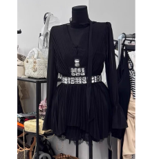 批发法式白色长袖v领连衣裙子女新款巨好看的修身气质a字