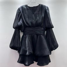 批发法式长袖v领连衣裙子女新款巨好看的修身气质a字