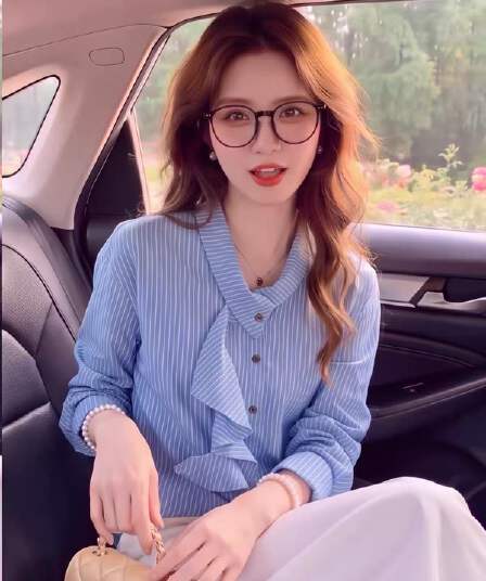 레트로 문예 파란색 스트라이프 리본 여성 셔츠 이른 가을 고급 센스 불규칙 프릴 맨위