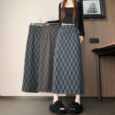 批发实拍秋冬季韩版复古菱形格毛呢高腰长裙chi格子中长直筒<b class='q'>半身</b>裙女