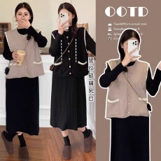 批发秋<b class='q'>冬</b>新款时尚洋气蕾丝花边半高领针织两件套哺乳连衣裙