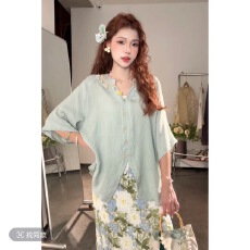 批发浅夏薄荷法式甜美褶皱<b class='q'>高级</b>感气 质宽松V领上衣