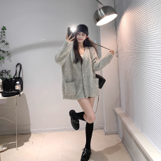 批发新款水洗马海毛针织毛衣外套<b class='q'>春</b>秋慵懒高级感针织开衫孕妇上衣