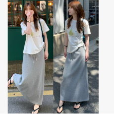 批发孕妇新款抽绳包臀长裙孕期开叉半身裙十洋气印花上衣孕妇二件套装