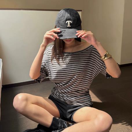 주 淼 zhoumiao 느슨함 chic 오프숄더 비스듬한 어깨 허리 수축 반팔 t 스트라이프 단색 캐주얼 맨위