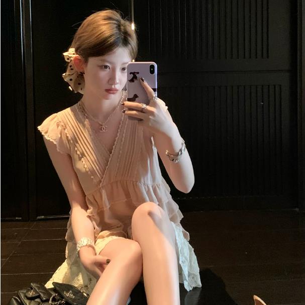 luu 복숭아 안녕하세요. 어린이 레이스 조각 V넥 캐미솔 여름 얇은 스타일 디자인 센스 외출용 프릴 맨위