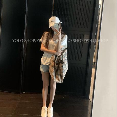 yolo shop 주간 실크 양모 V넥 루즈핏 반팔 여성 여름 작은 날다 소매 표지 고기 슬림해 보이는 다용도 티셔츠 맨위
