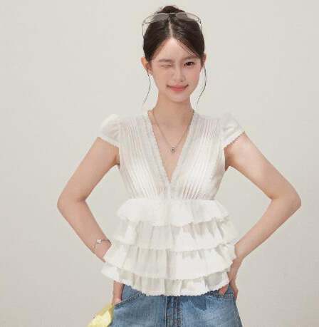 감사합니다. 아니요 고기 V넥 프릴 반팔 티셔츠 여성 여름 한 부서 패치워크 레이스 레이스 디자인 센스 화이트 맨위