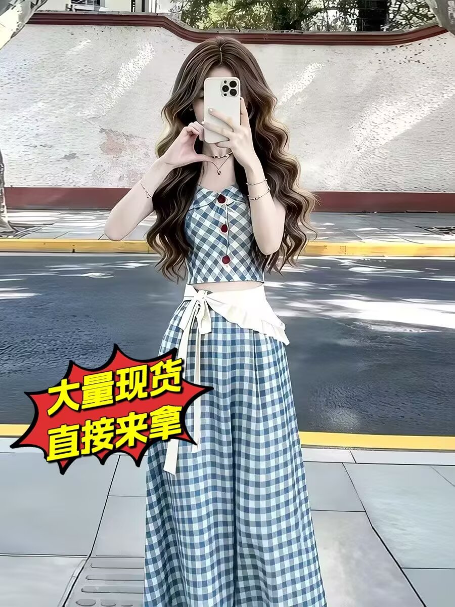 프랑스식 레트로 파란색 체크무늬 슬립 세트 여성 여름 새로운 학원 스타일 허리 수축 슬림해 보이는 반신 스커트 투피스 세트