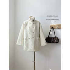 批发韩式搭配一整套冬装女时尚翻领宽松<b class='q'>显瘦</b><b class='q'>外套</b>内搭长袖上衣短裙套装