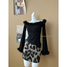 批发巨好看2026穿搭一整套辣妹风一字肩毛领长袖上衣显瘦<b class='q'>包臀</b>半身裙