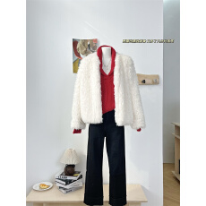 批发套装女2026新款<b class='q'>冬</b>装洋气减龄V领针织上衣保暖毛毛外套显瘦直筒裤